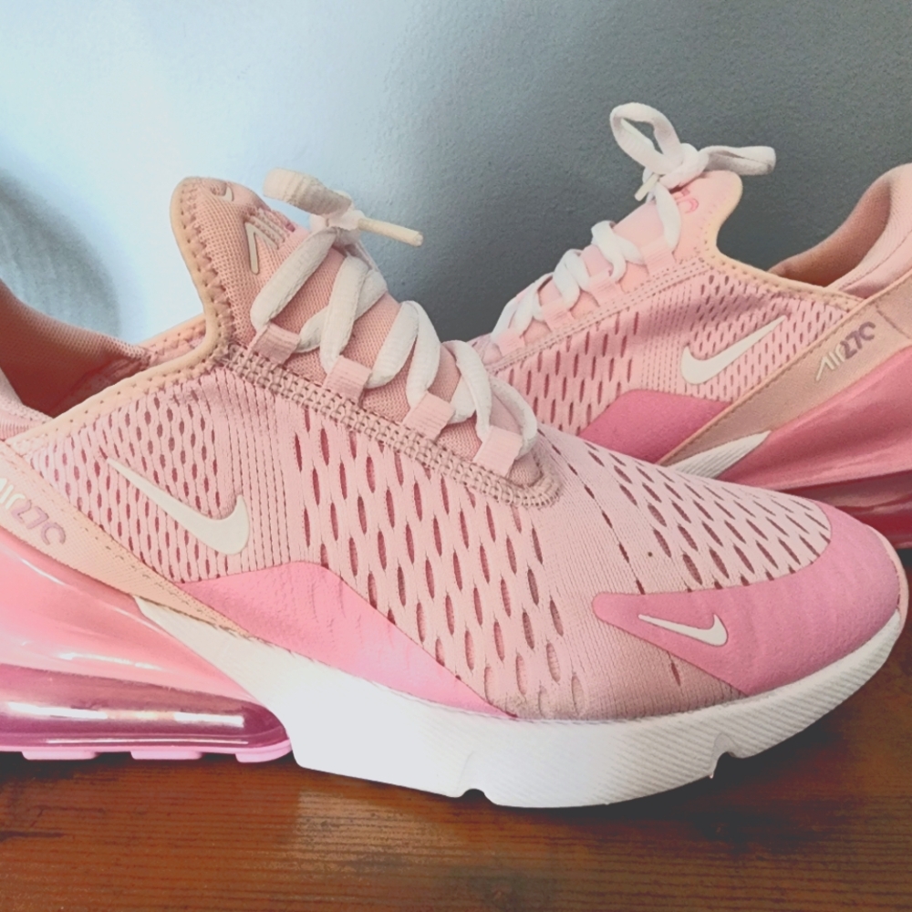 Pink/White Nike 270 Air Max